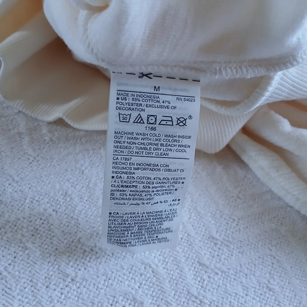 old navy ☀️ live by the sun cozy minimal sweatshirt coastal pastel skater medium